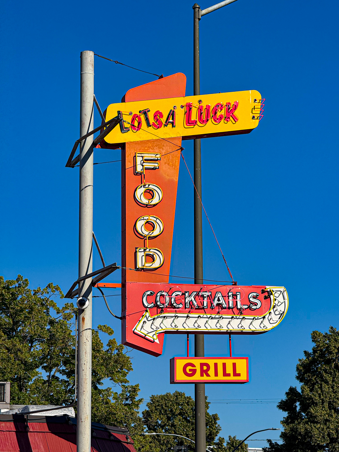 Lotsa Luck Bar & Grill Portland Dive Bars